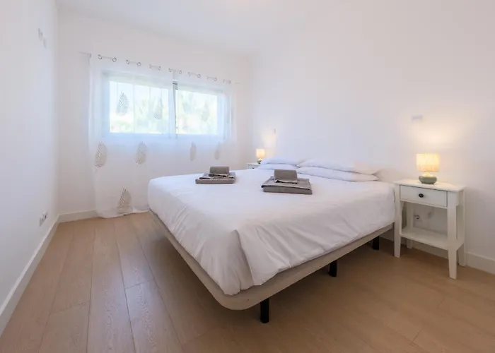 27 By Destination Algarve *