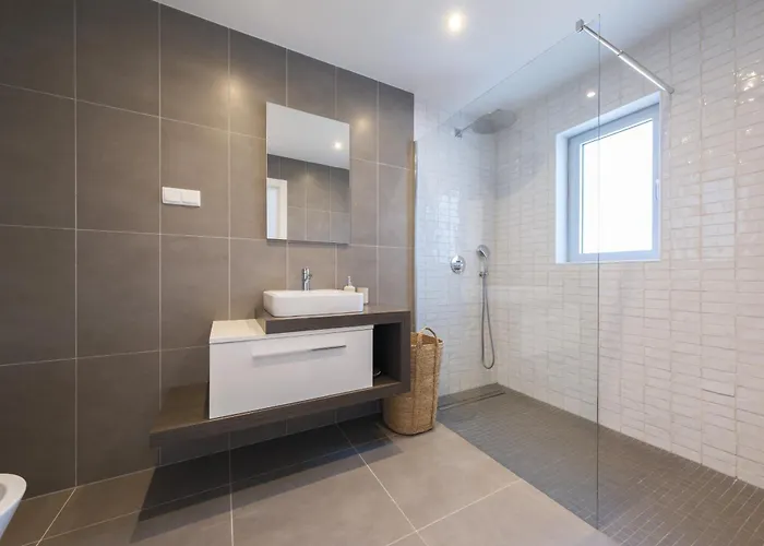 27 By Destination Algarve